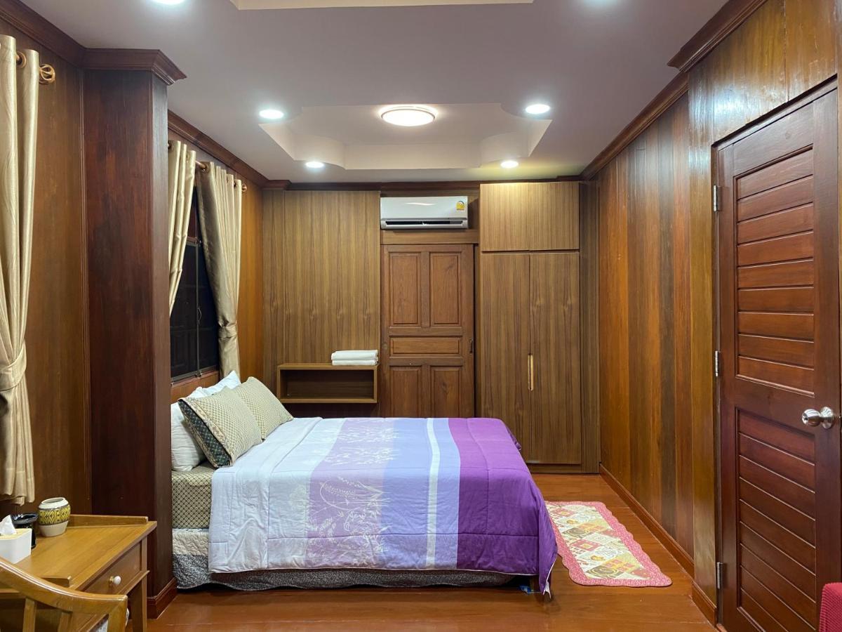 188 Teak House บ้านต้นสัก Чиангмай Екстериор снимка